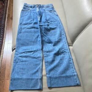High Rise Blue Wide-Leg Levi’s Jeans